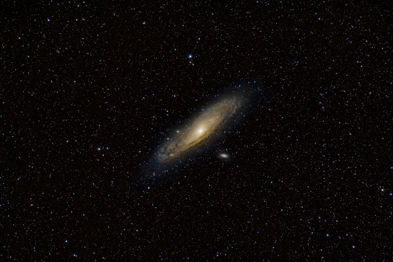M31 The Great Andromeda Galaxy, Wide Field
